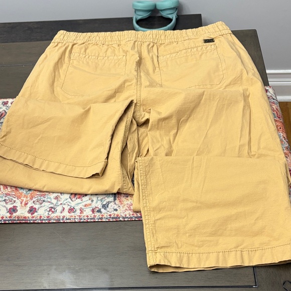 L.L. Bean Women’s Khaki Chinos - Picture 3 of 3